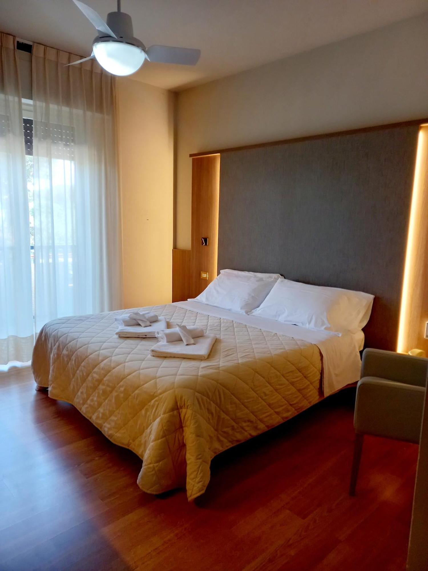Hotel Torricella Маджоне Екстер'єр фото